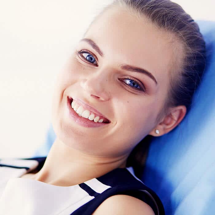 אזור אסתטי שיניים קדמיות