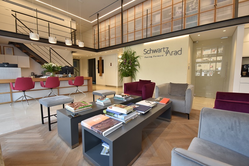 מומחים לכירורגיית פה ולסת בהובלת ד״ר שוורץ-ארד למה לבחור במרכז כירורגי שוורץ-ארד להרמת סינוס